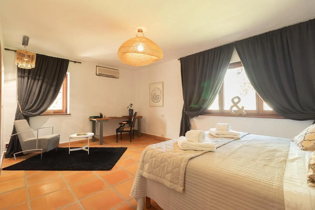 Lyx Homes Villa In Mijas With Private Heated Pool 0*,  Espanha